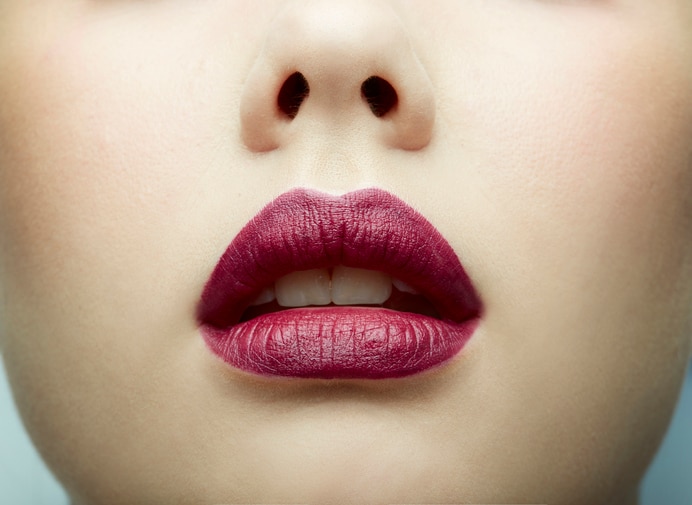 LIPS WITH LIPSTICK CLOSE UP