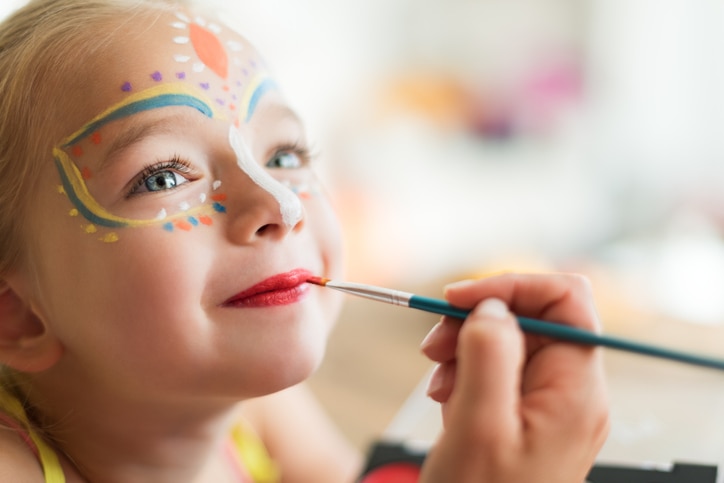 Halloween makeup 2022 for kids