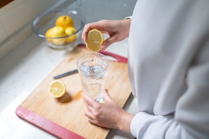 Home remedies to relieve sore throat