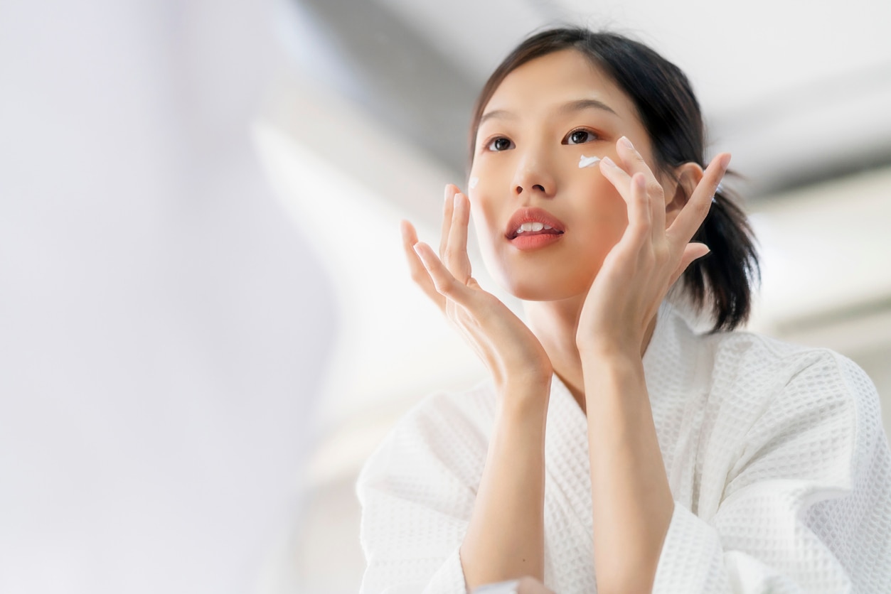 skincare products layering, step 5 Moisturizer/Sunscreen